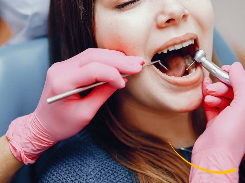 belledent-odontologia-especializada-dental-dentista-miraflores-lima-peru-especialidades-03005-periodoncia